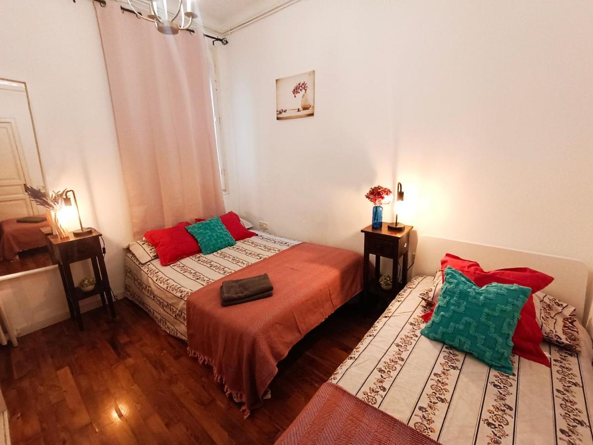 Urquinaona Rooms Barcelona Exteriör bild